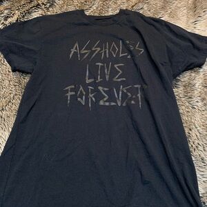 "ASSHOLES LIVE FOREVER" t-shirt** Size XL